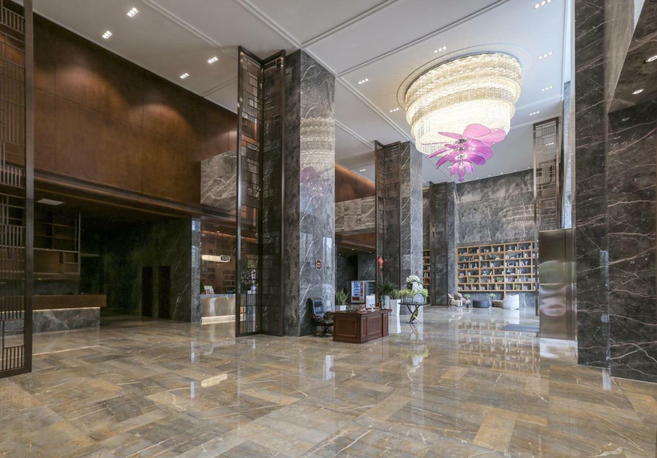 Venus Royal Hotel Foshan Kuiqi Road Metro Station Exterior foto